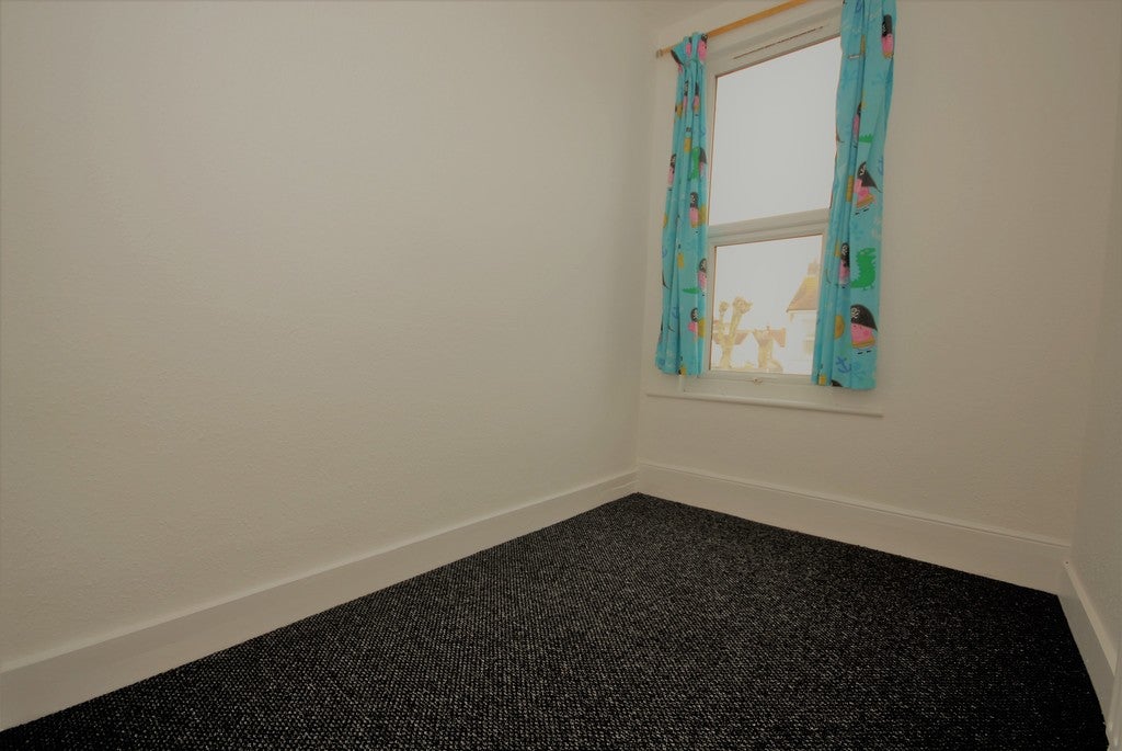 Flat Hastings Road in Southend-on-Sea
