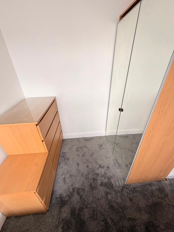 Room Ash Tree Road in Birmingham