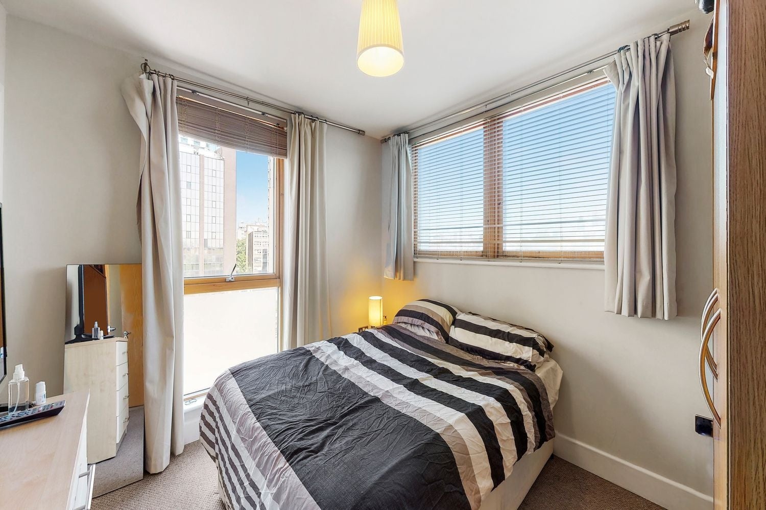 Flat Rockingham Street in Greater London