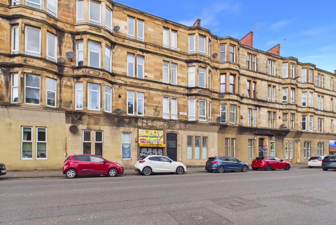 Flat Pollokshaws Road in Glasgow