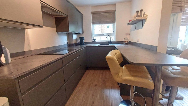 Flat Dorchester Gardens in Worthing