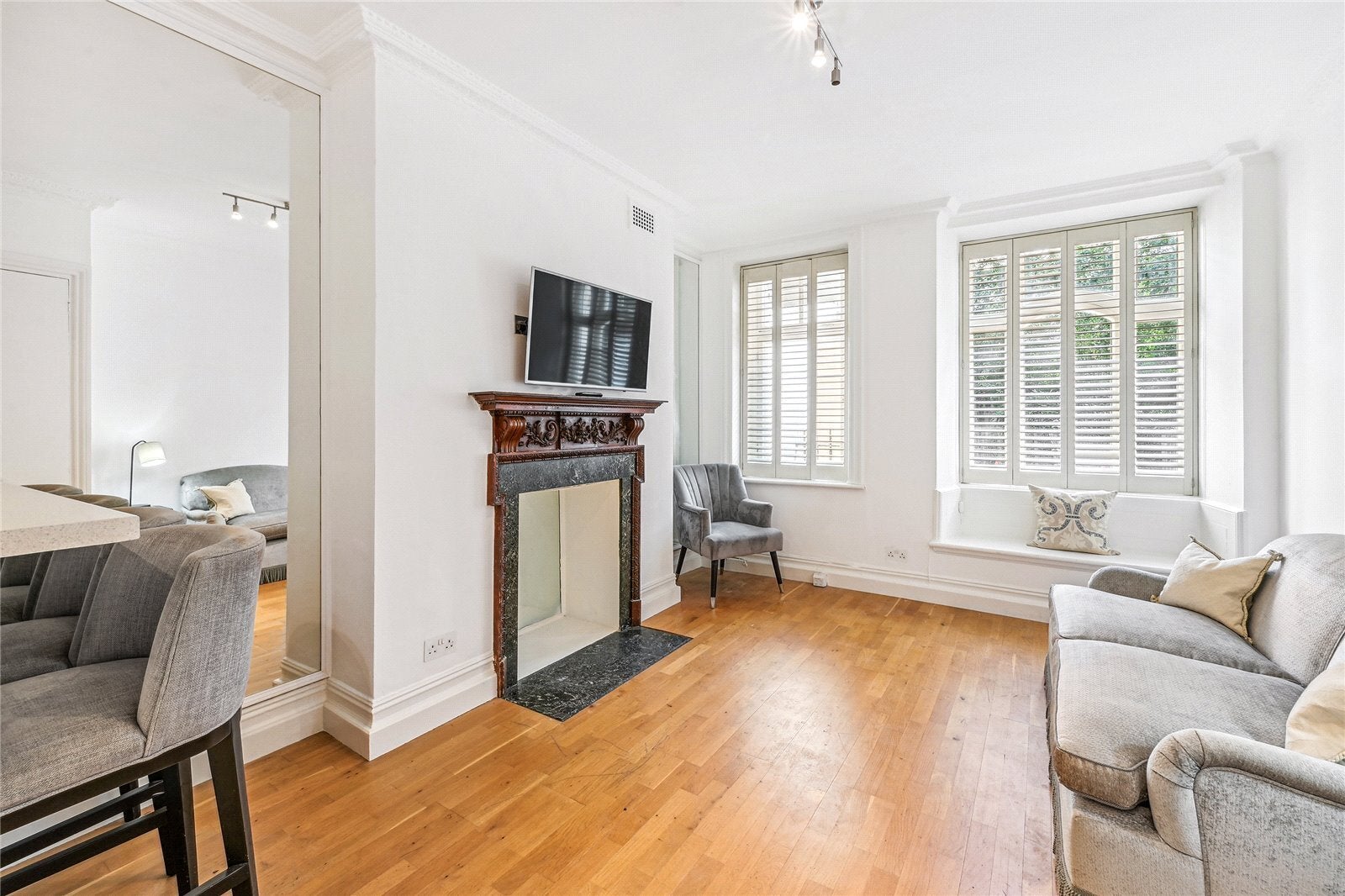 Flat Hans Place in Greater London