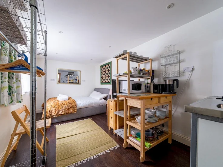 Room Hayter Road in Greater London