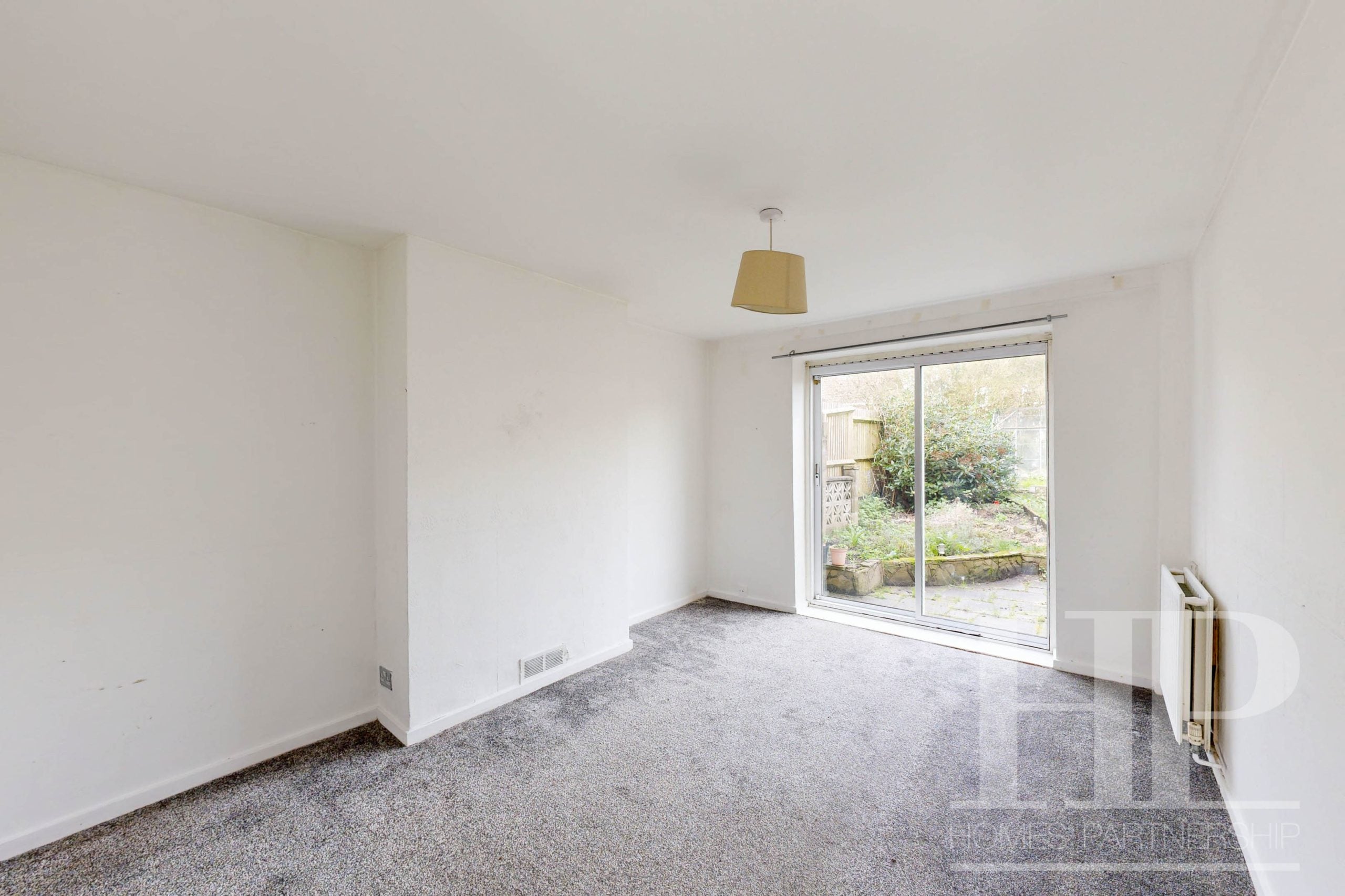 House Tennyson Close in Crawley