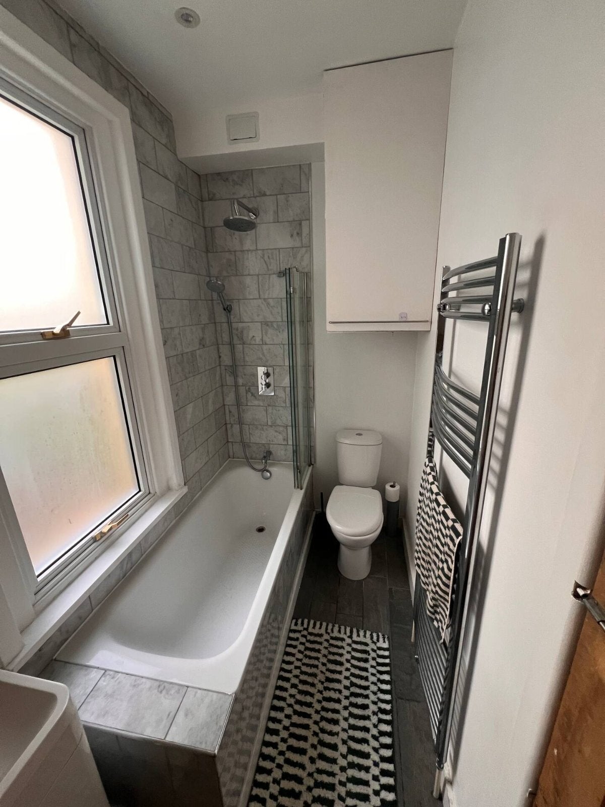 Flat Musard Road in Greater London