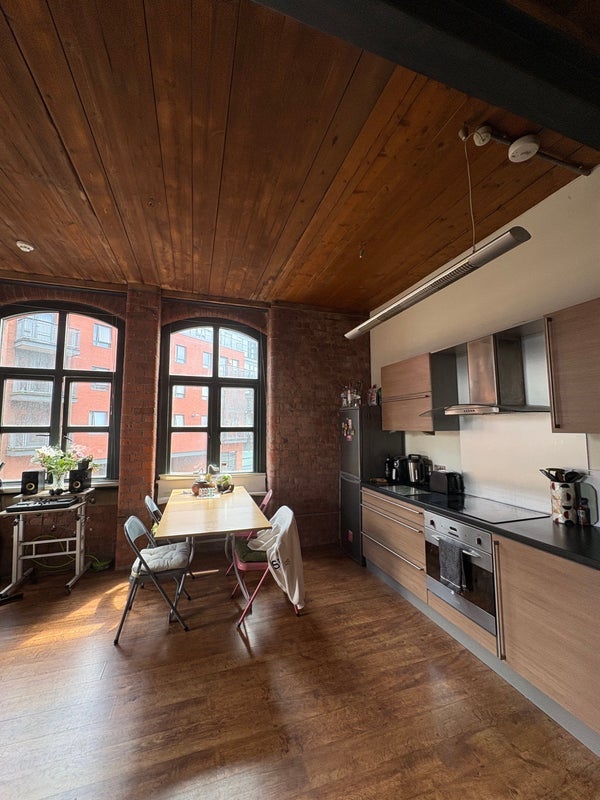 Room Blantyre Street in Manchester