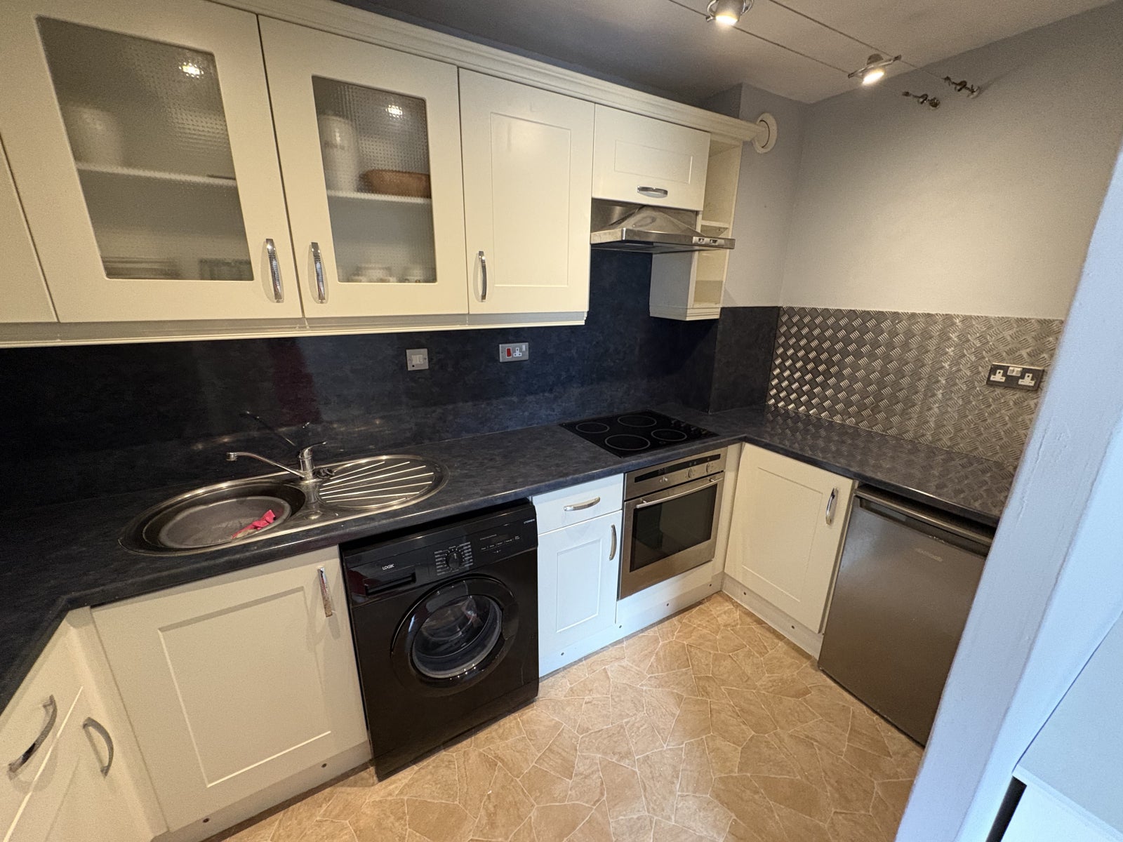 Flat Clarence Street in Hull