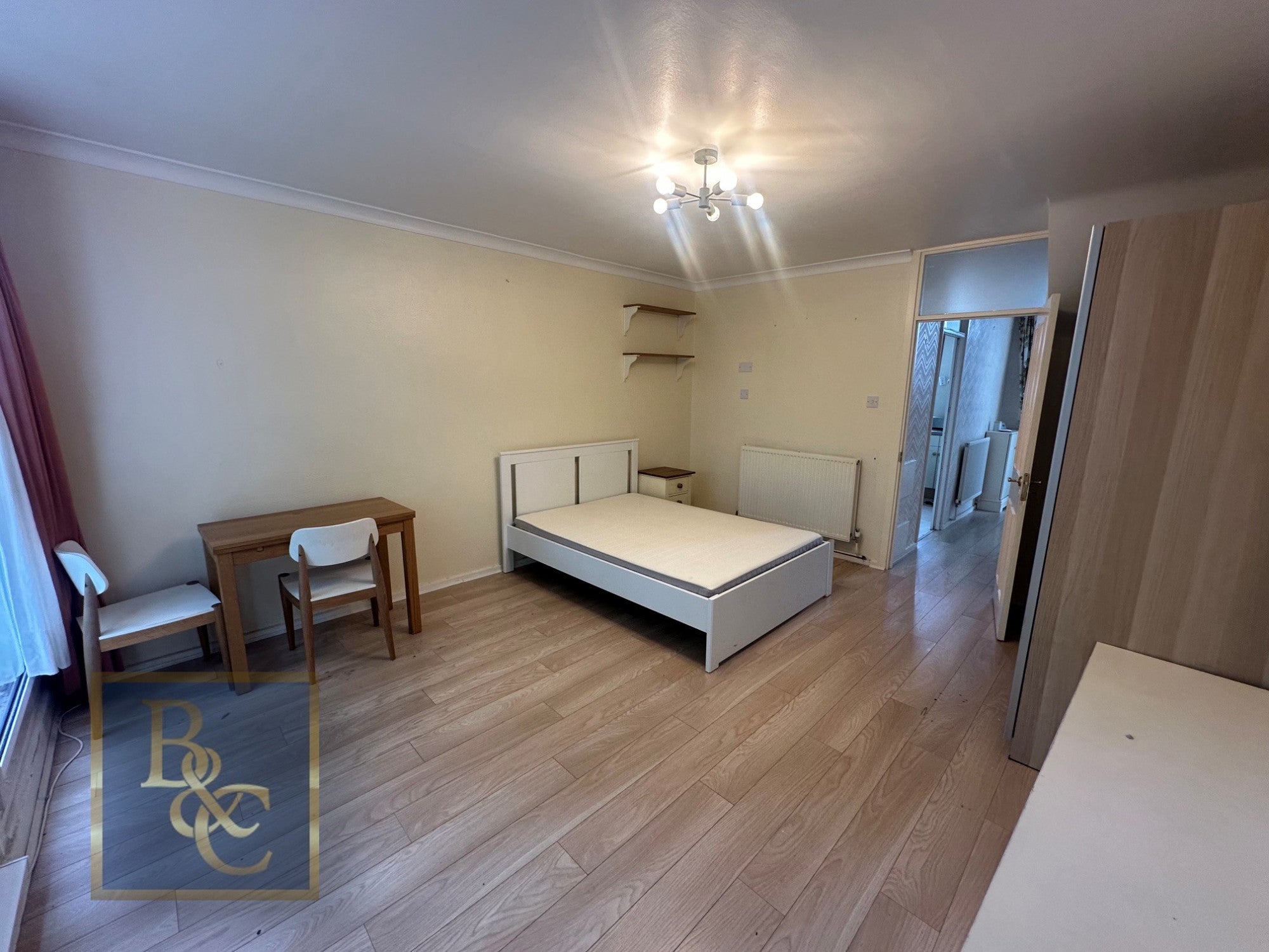 Room Albany Street in London