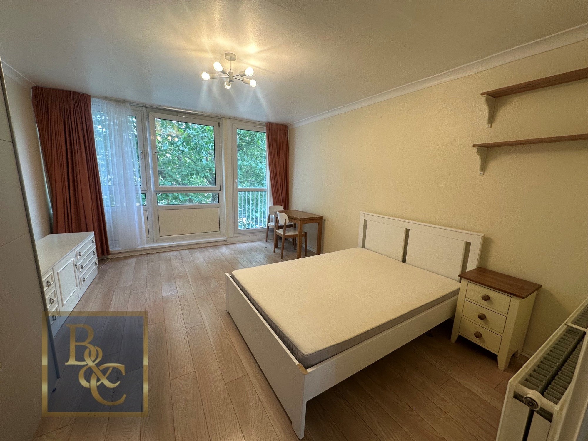 Room Albany Street in London