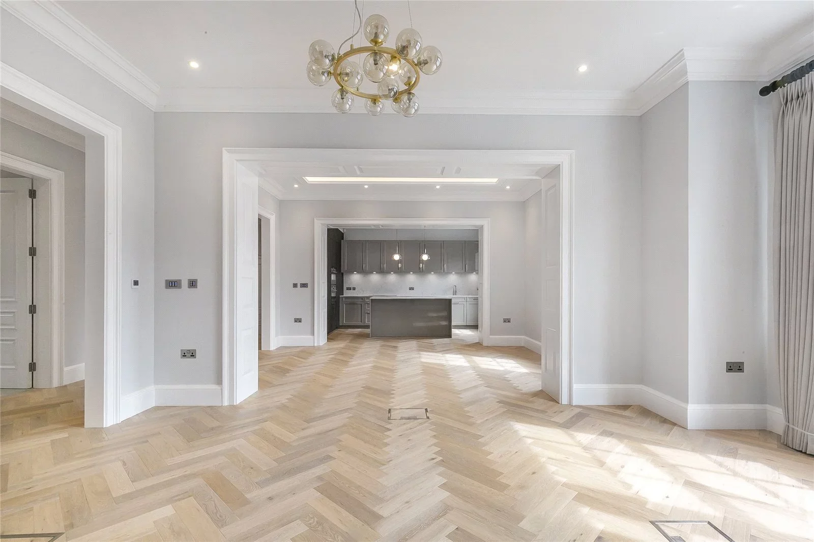 House Totteridge Village in Greater London
