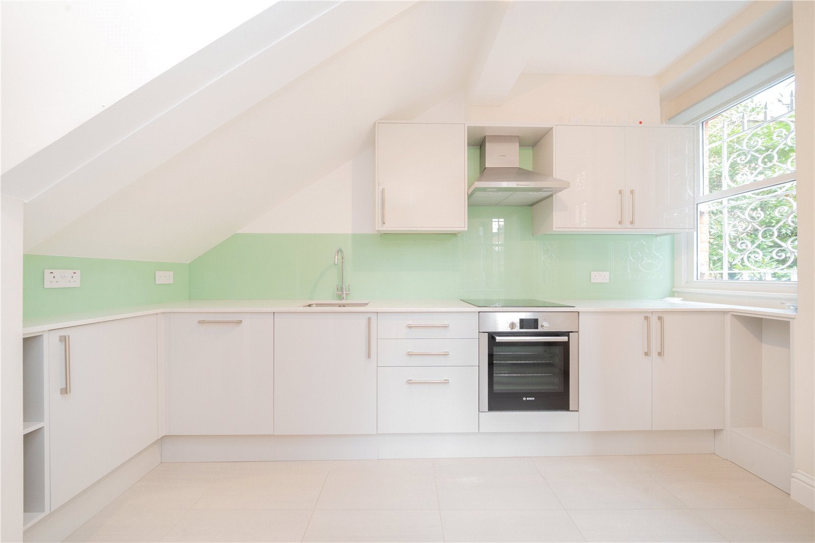 House Bina Gardens in Greater London