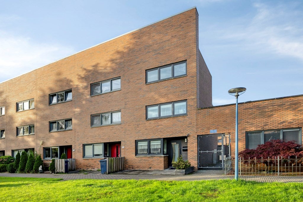 Huis Semarangplantsoen 27 in Almere