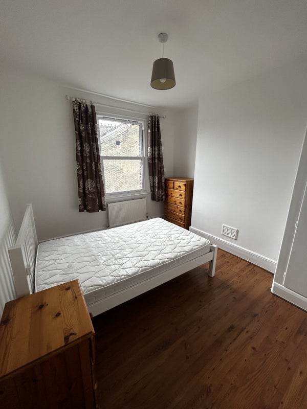 Room Charleston Street in Greater London