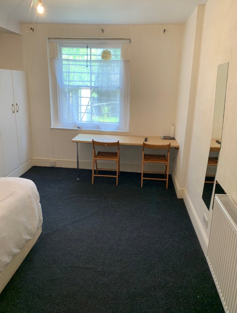 Flat Haverstock Hill in Greater London