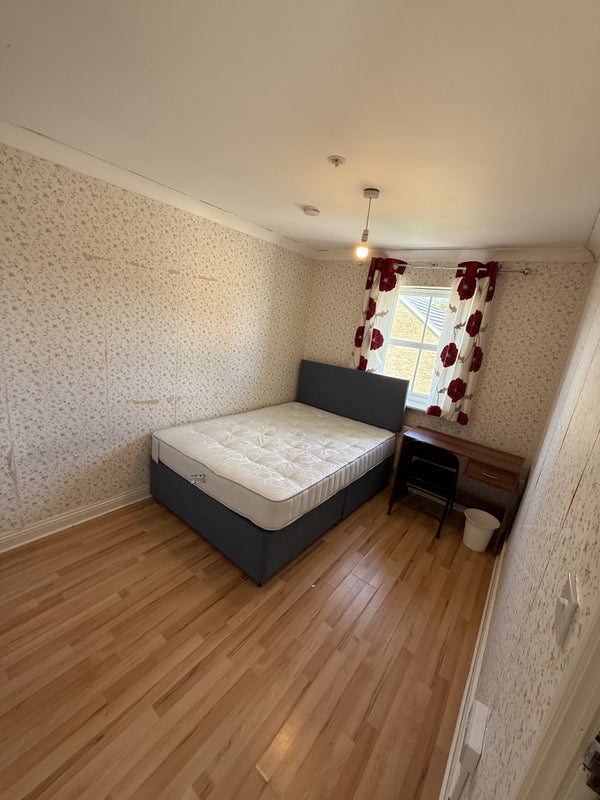Room Bell Street in Greater London