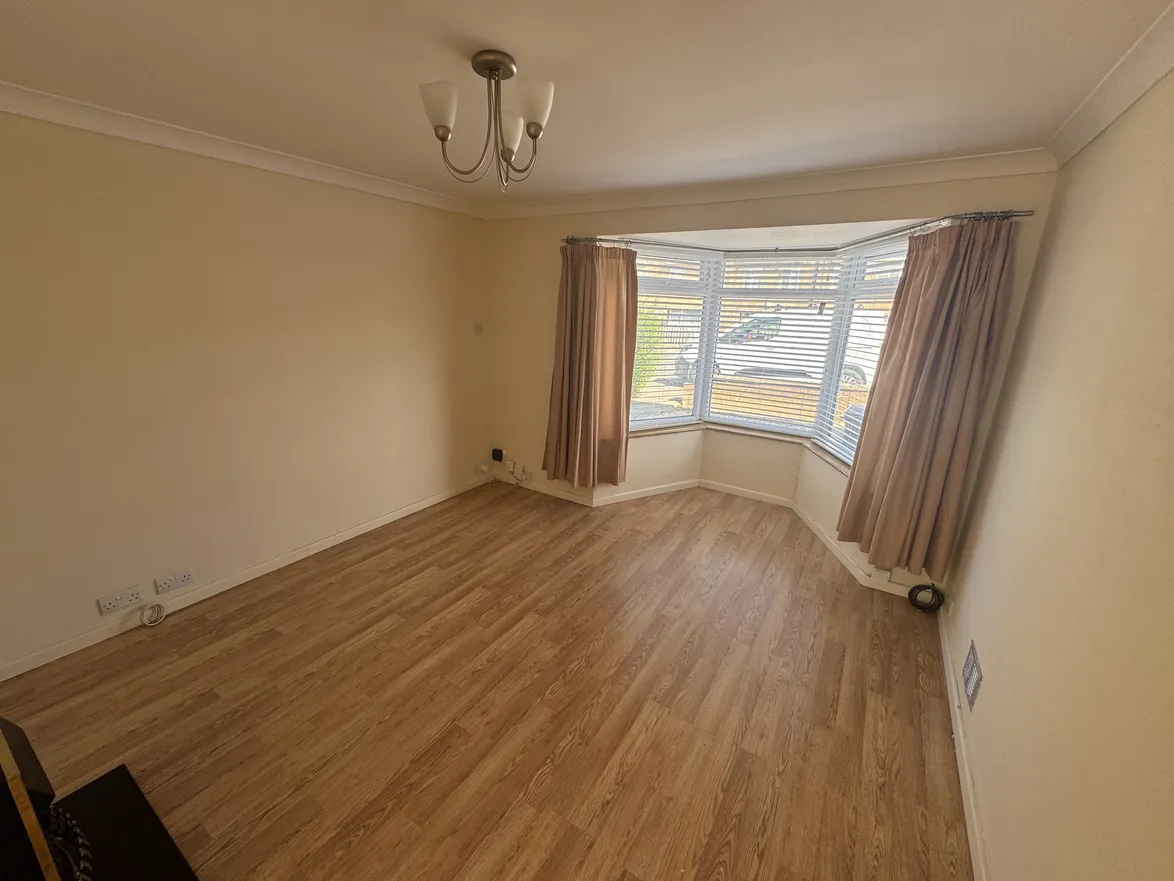 House Bendon Way in Rainham