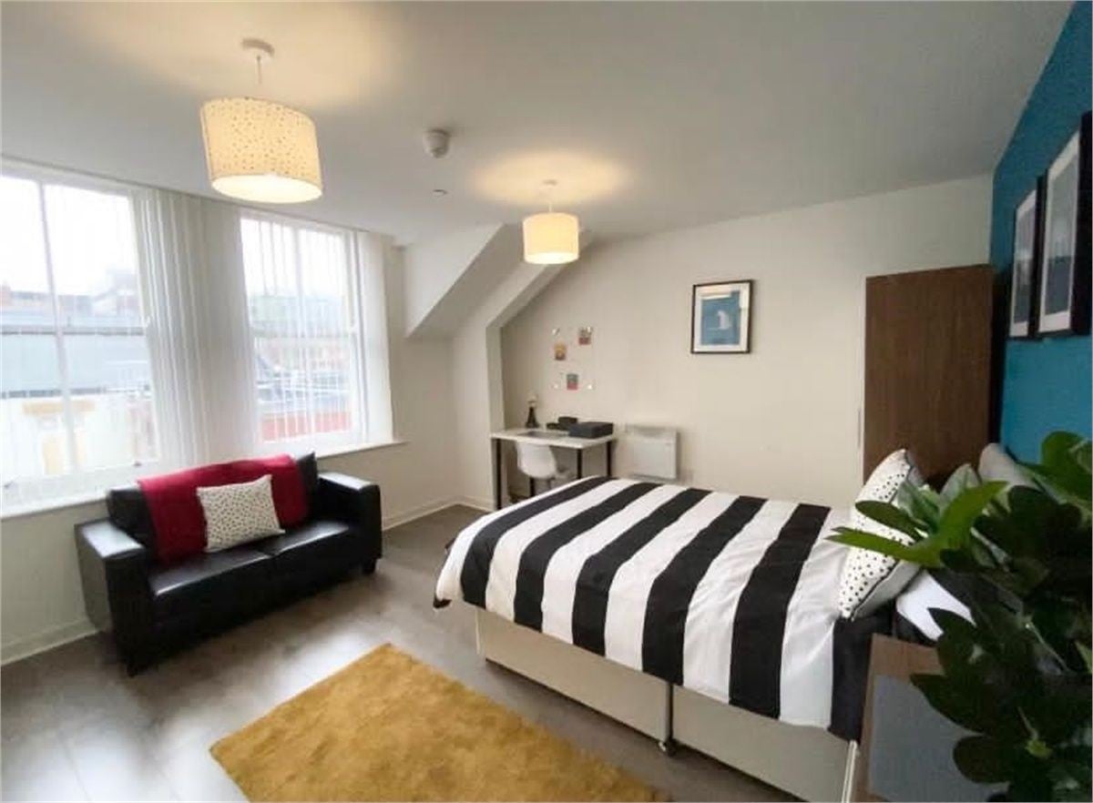 Flat Fawcett Street in Sunderland