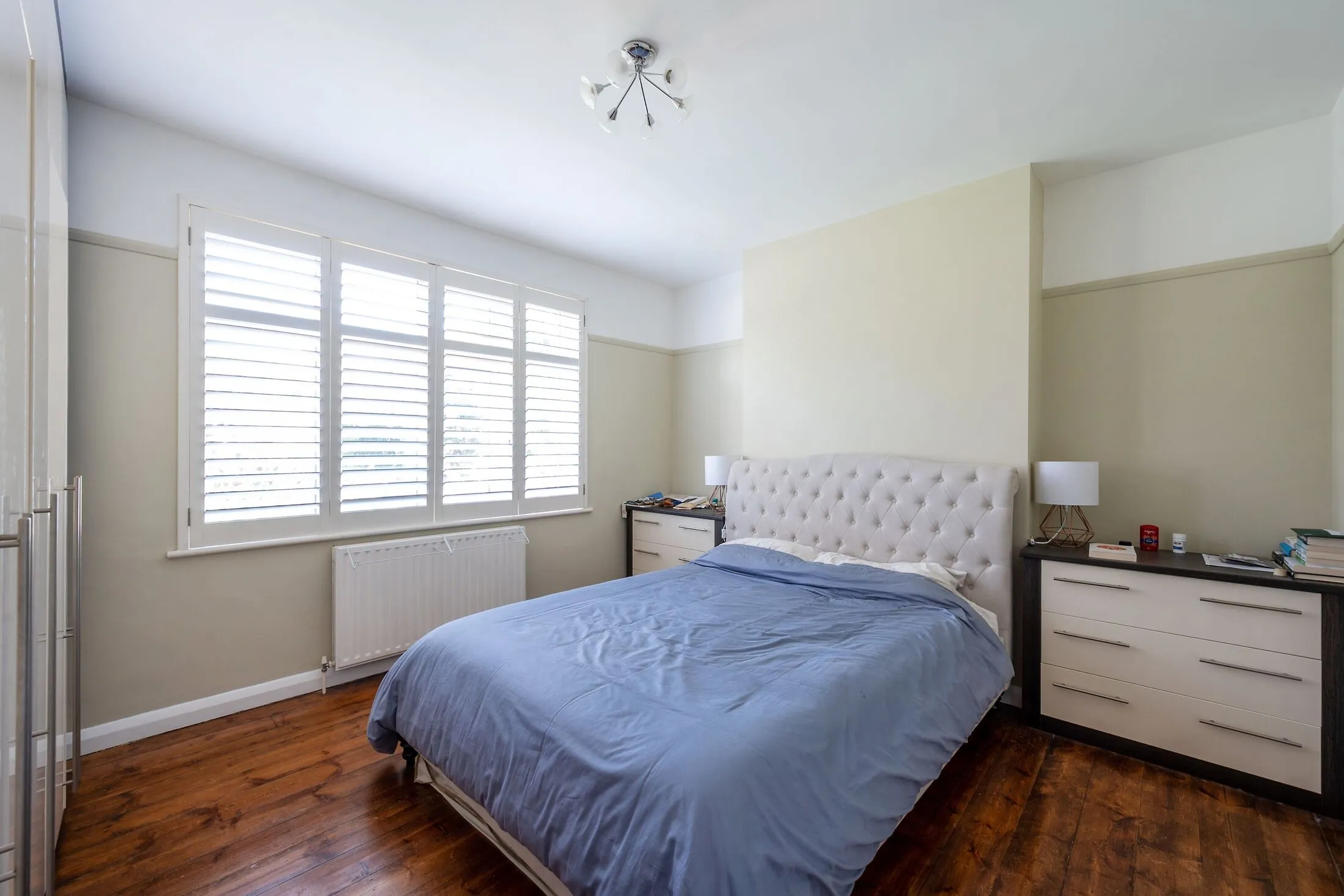 Flat Glendale Drive in Greater London