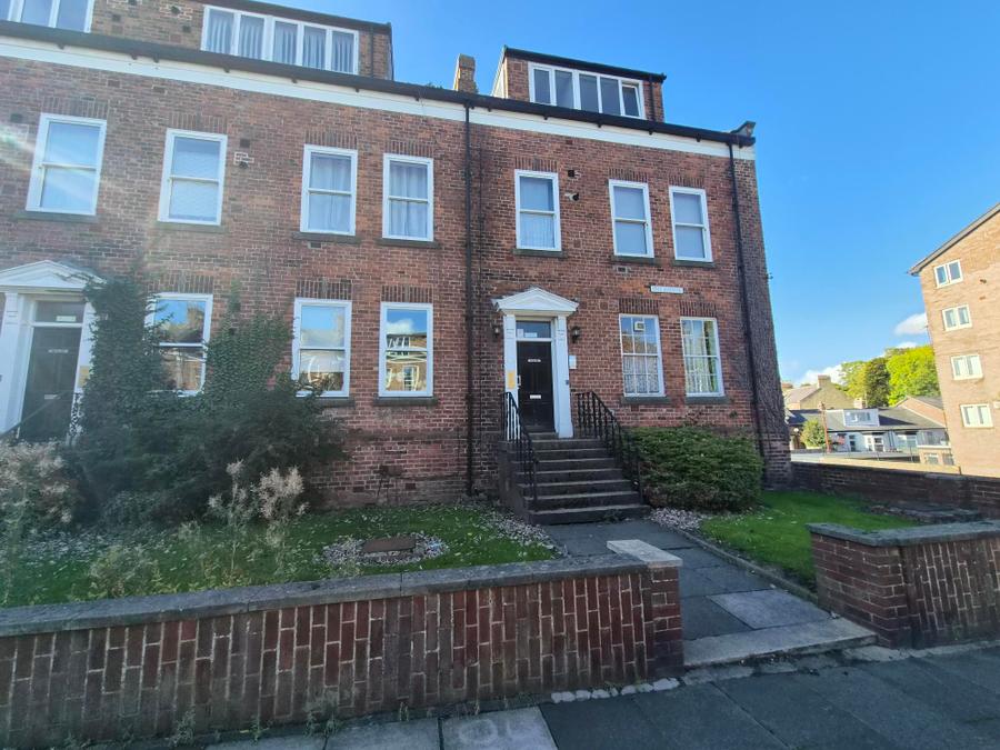Flat Avenue Terrace in Sunderland
