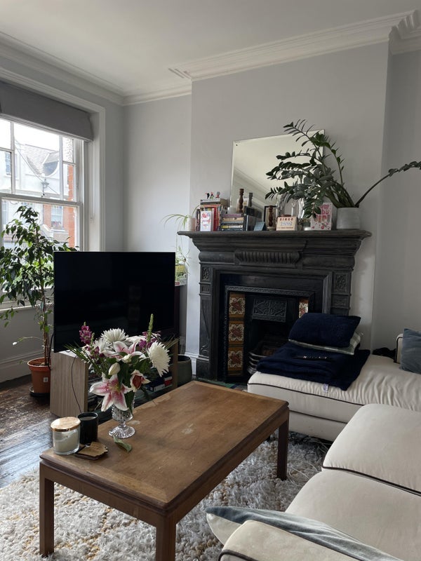 Room Hillfield Avenue in Greater London