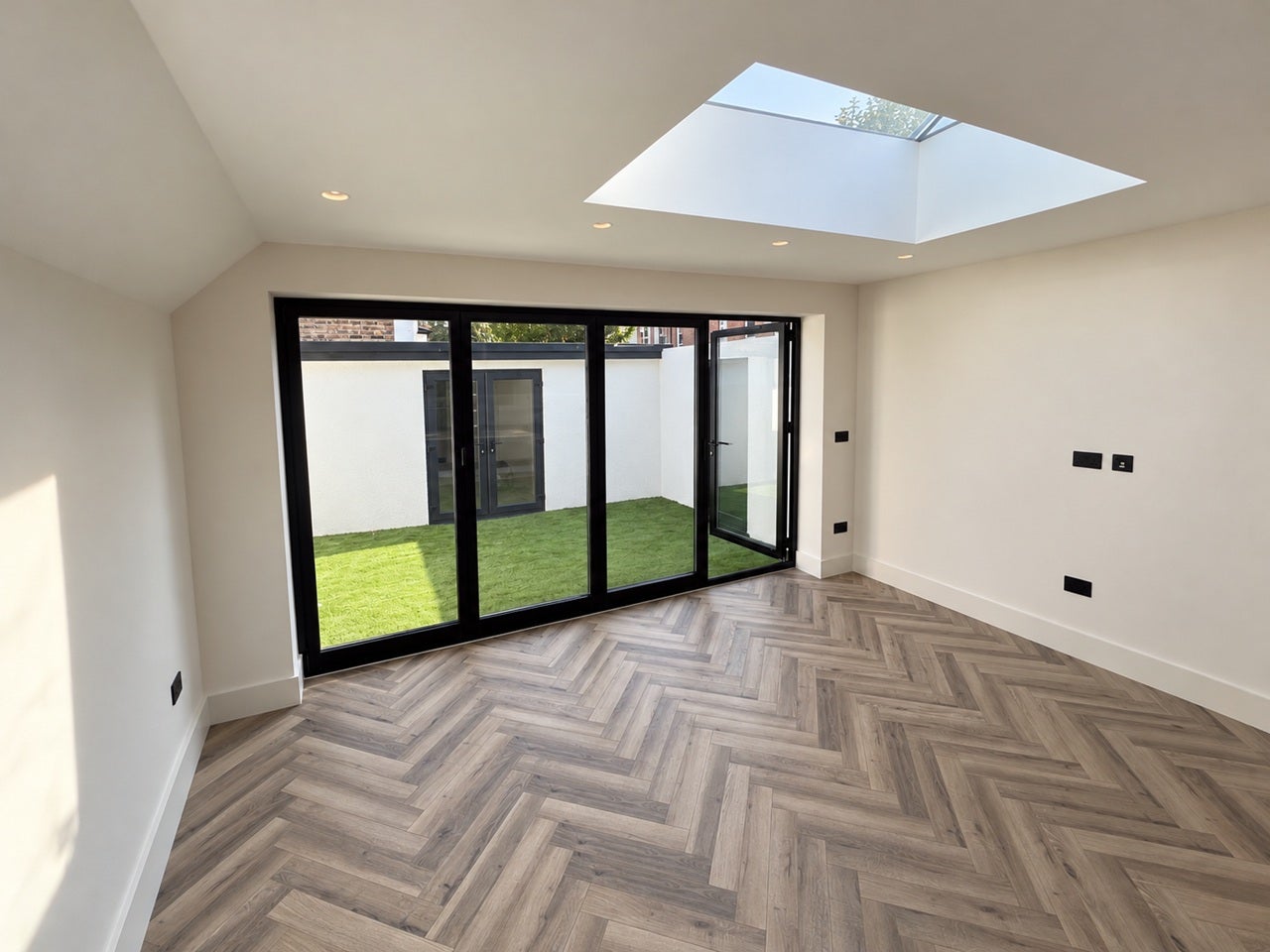 Flat Westfield Road in Greater London
