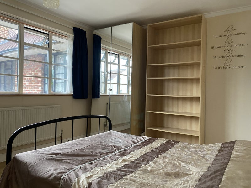 Room Glyn Court in Greater London