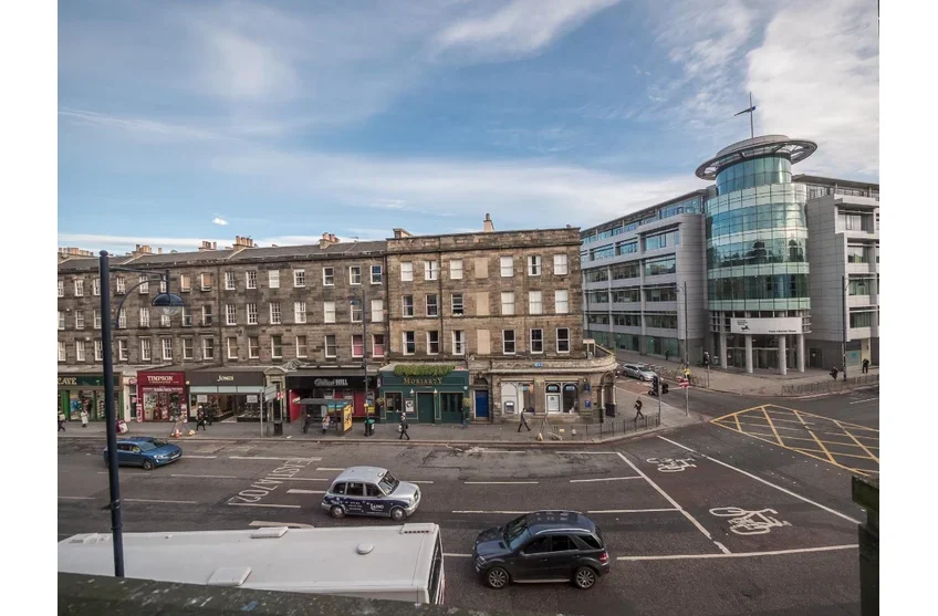 Flat Lothian Road in City of Edinburgh