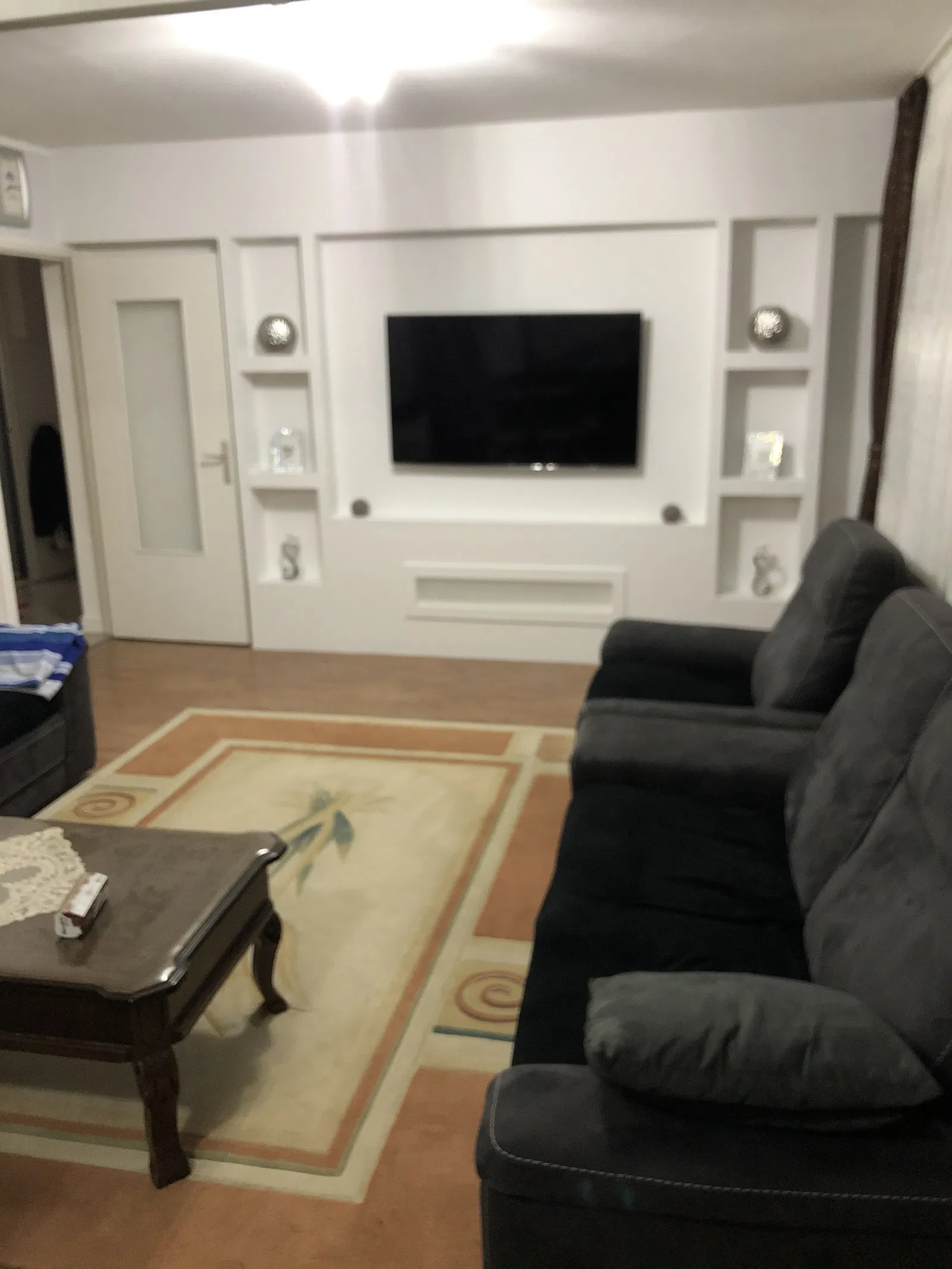 Chambre Avenue du Québec à Montréal-la-Cluse