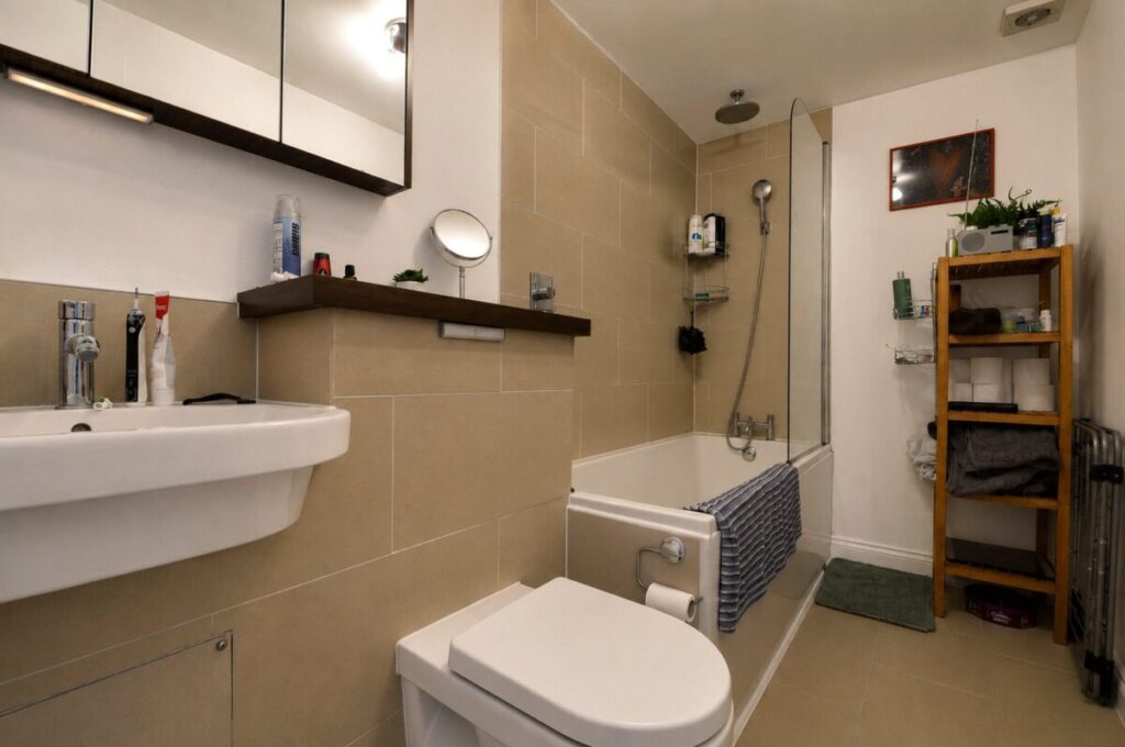 Flat Canford Lane in Bristol