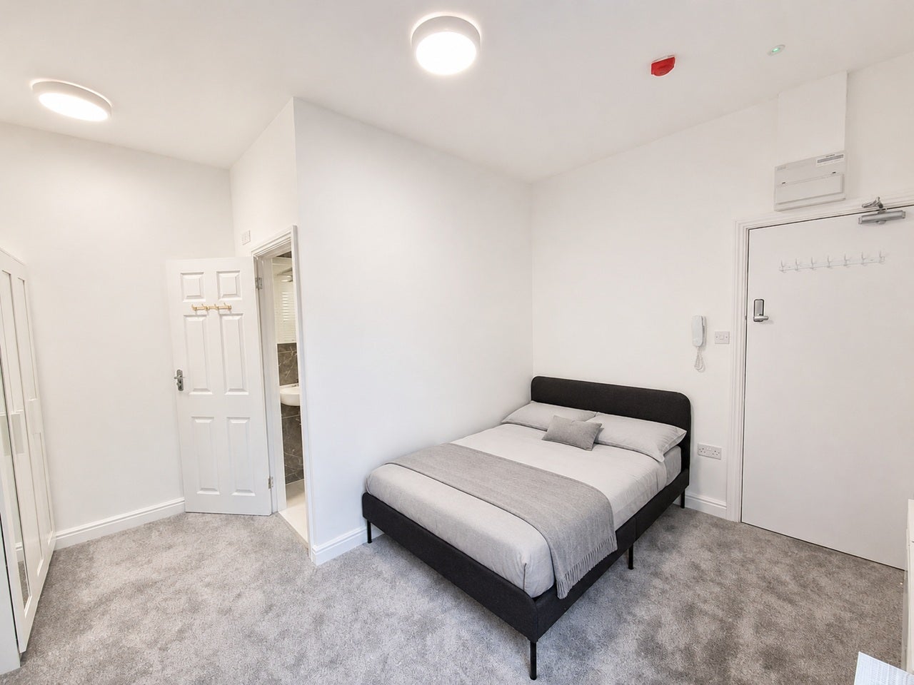 Room Station Road in Birmingham