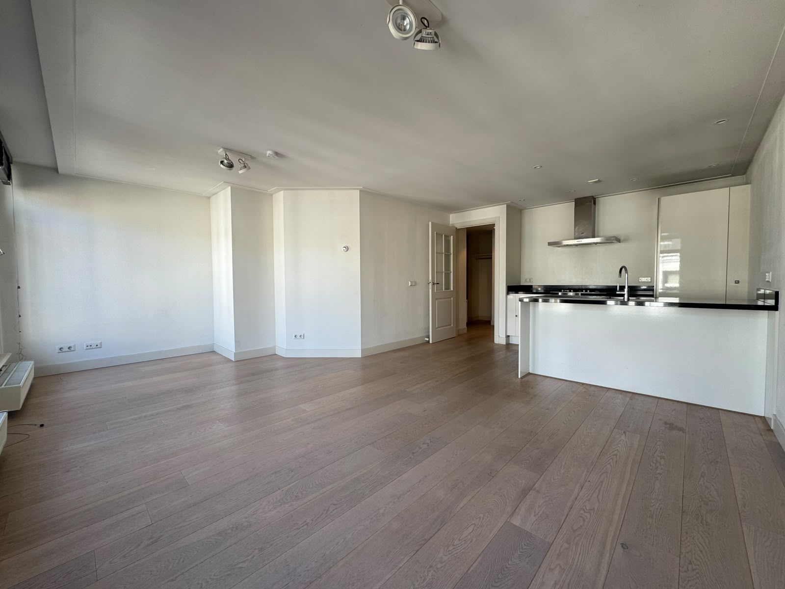 Flat Utrechtsestraat in Amsterdam
