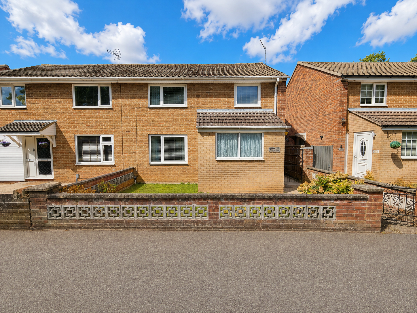 House Warminster Close in Corby
