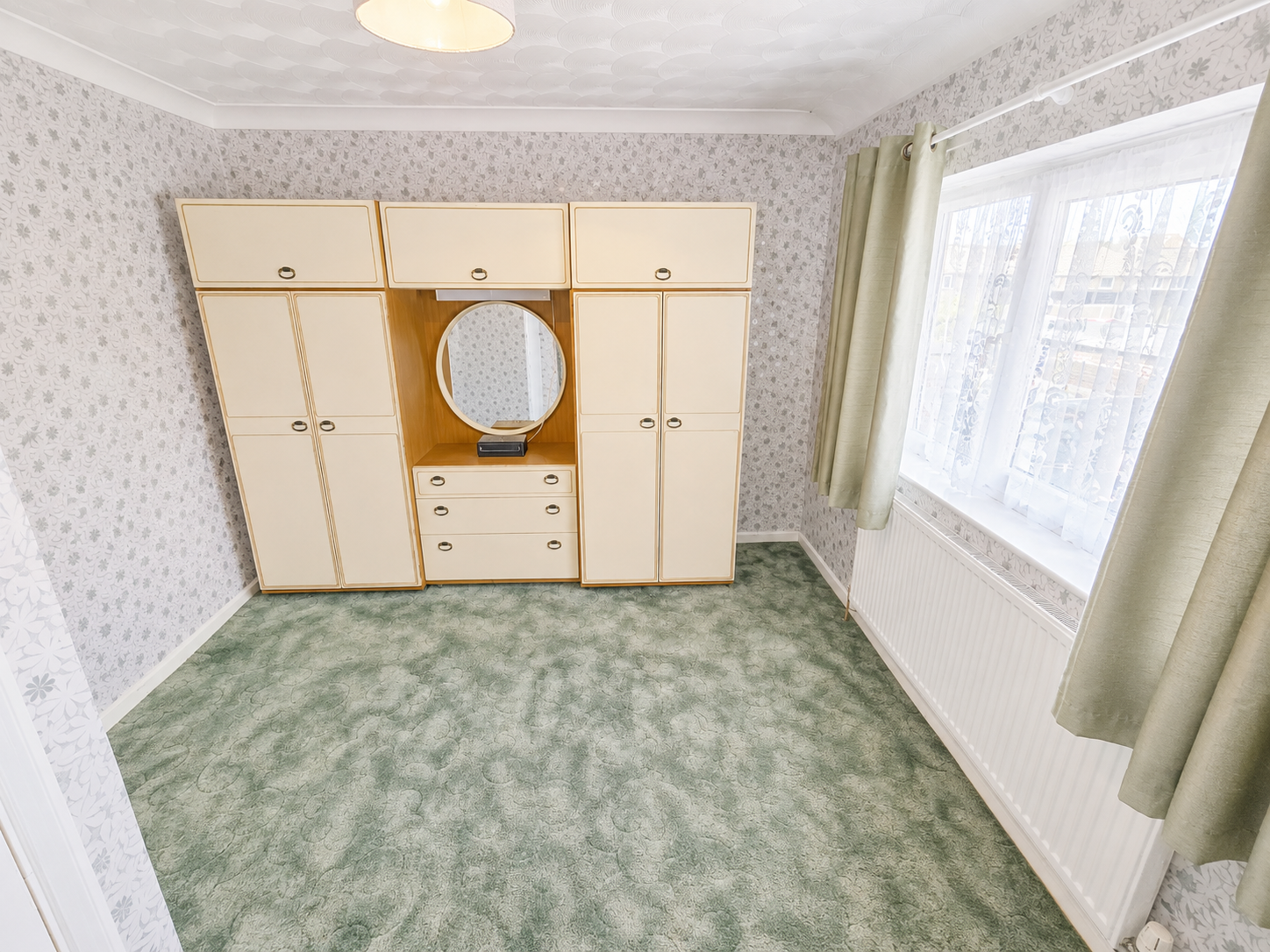 House Warminster Close in Corby