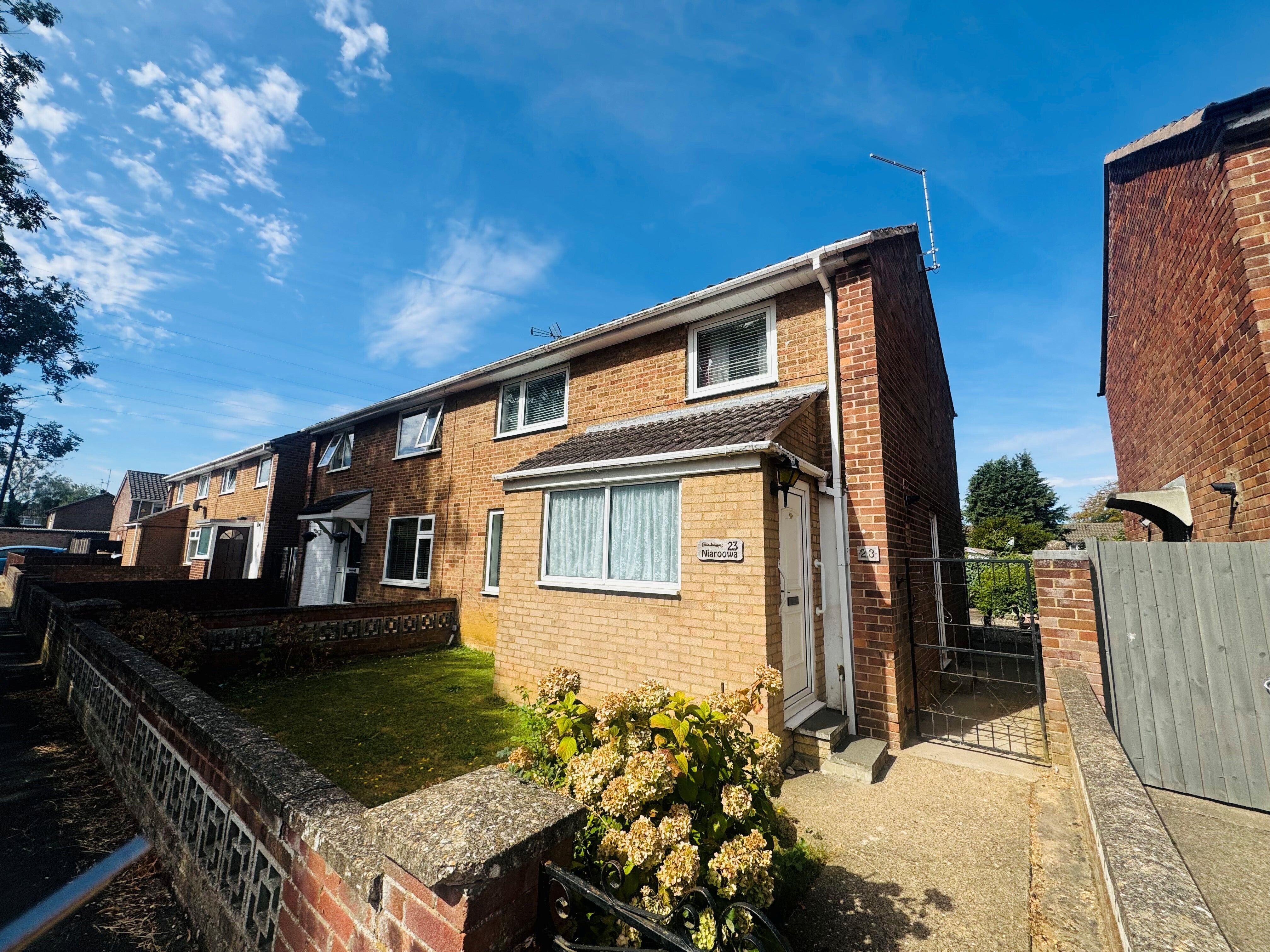 House Warminster Close in Corby
