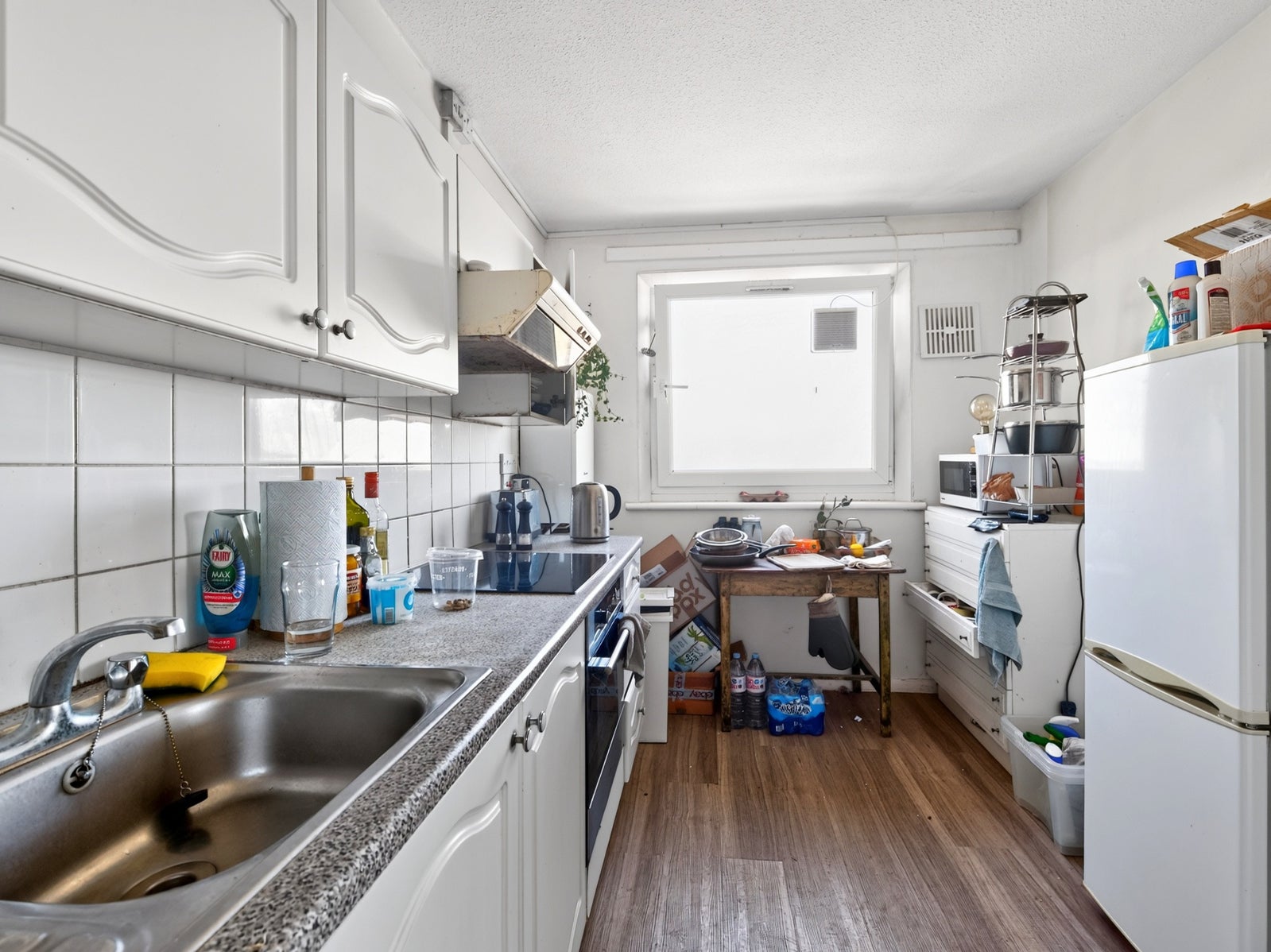 Flat Daubeney Road in Greater London