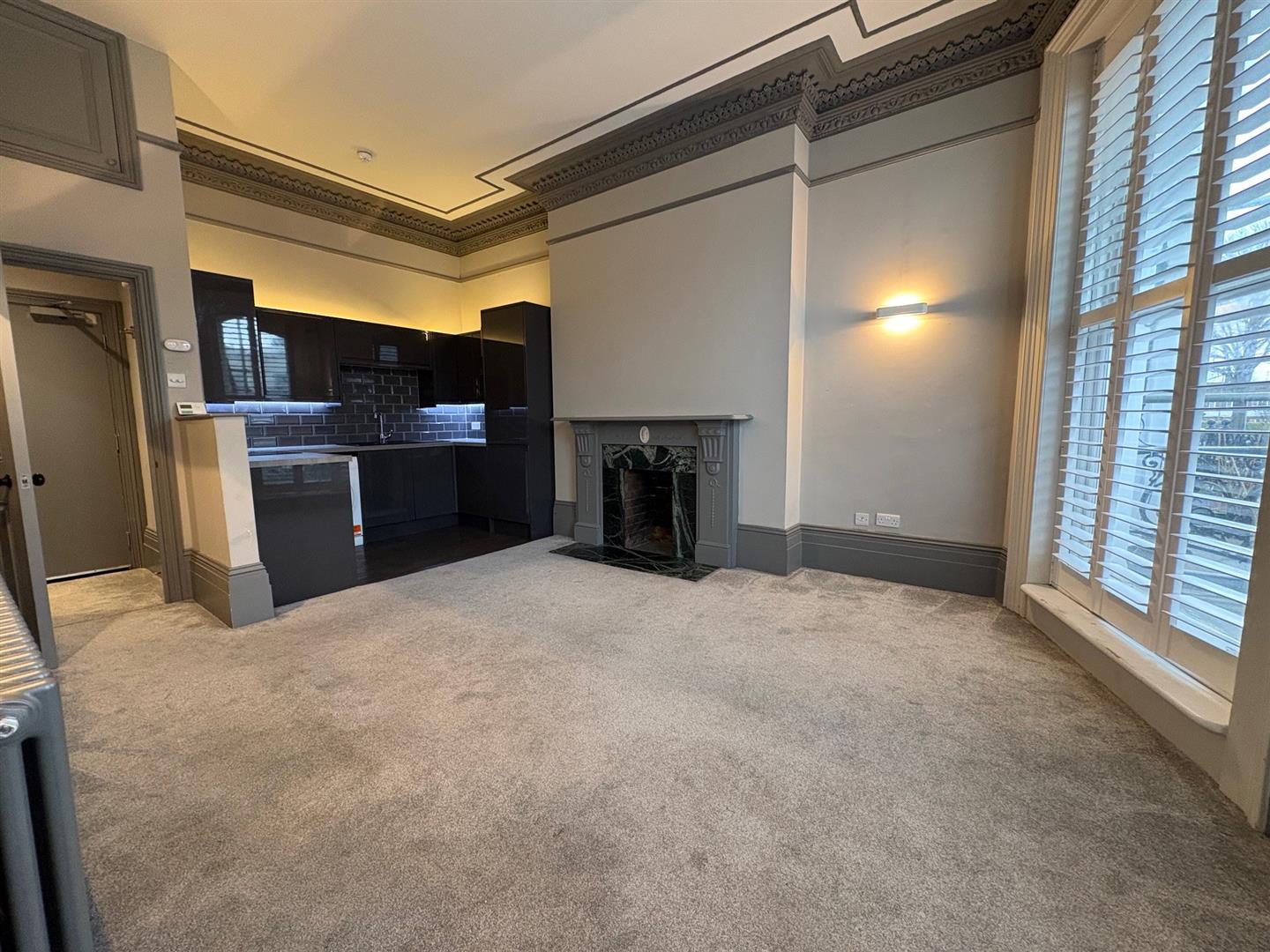 Flat Vernon Terrace in Brighton