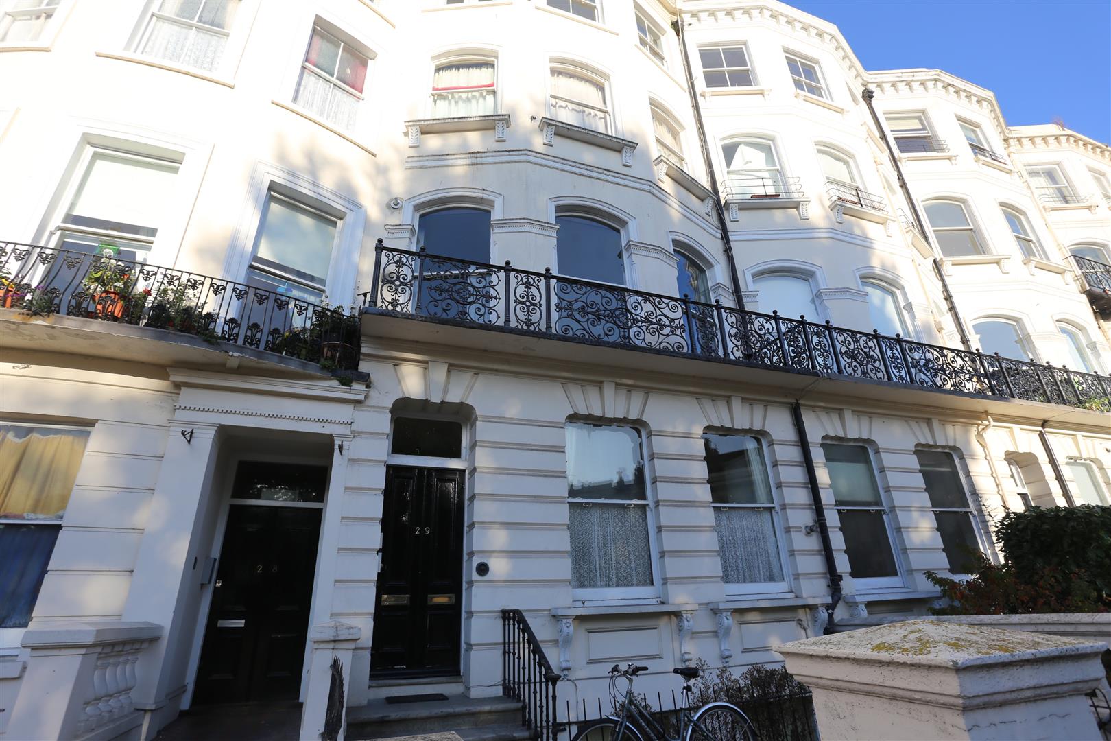 Flat Vernon Terrace in Brighton