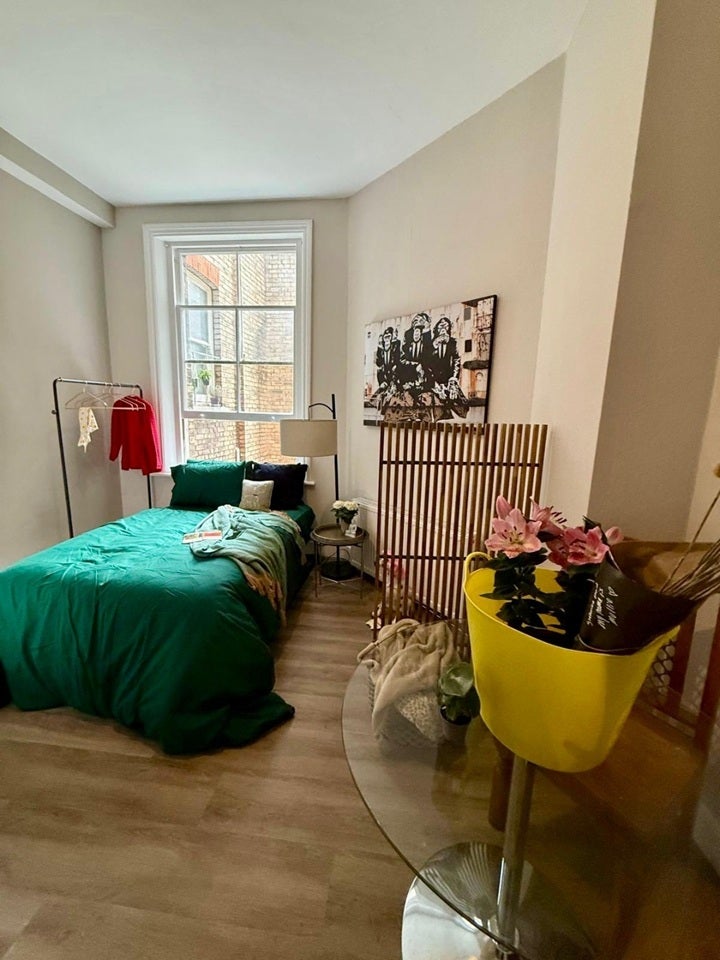 Flat Hornsey Lane in Greater London