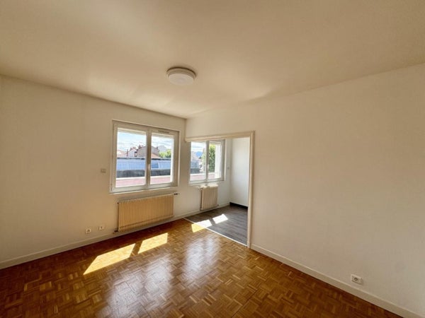 Flat Rue Jules Janin in Roanne