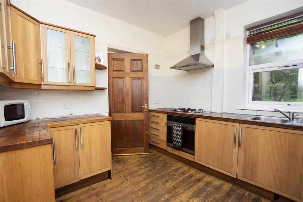 Flat Langleys Road in Birmingham