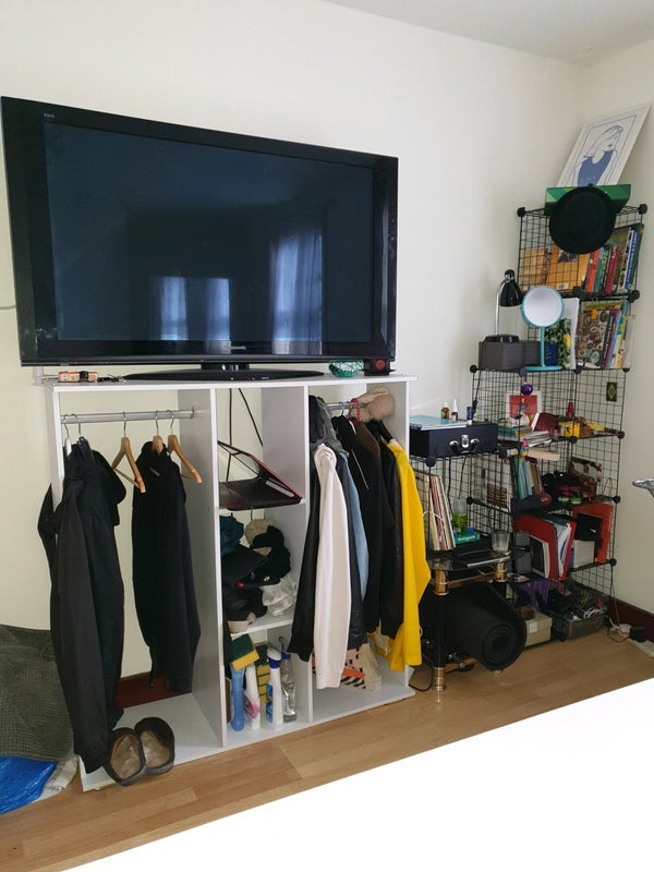 Room Evering Road in Greater London