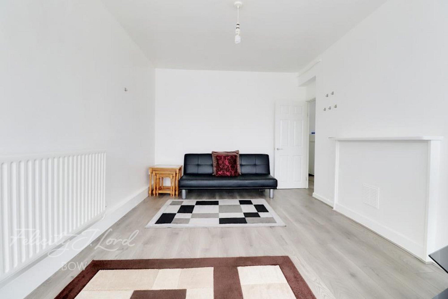 Flat Harford Street in Greater London