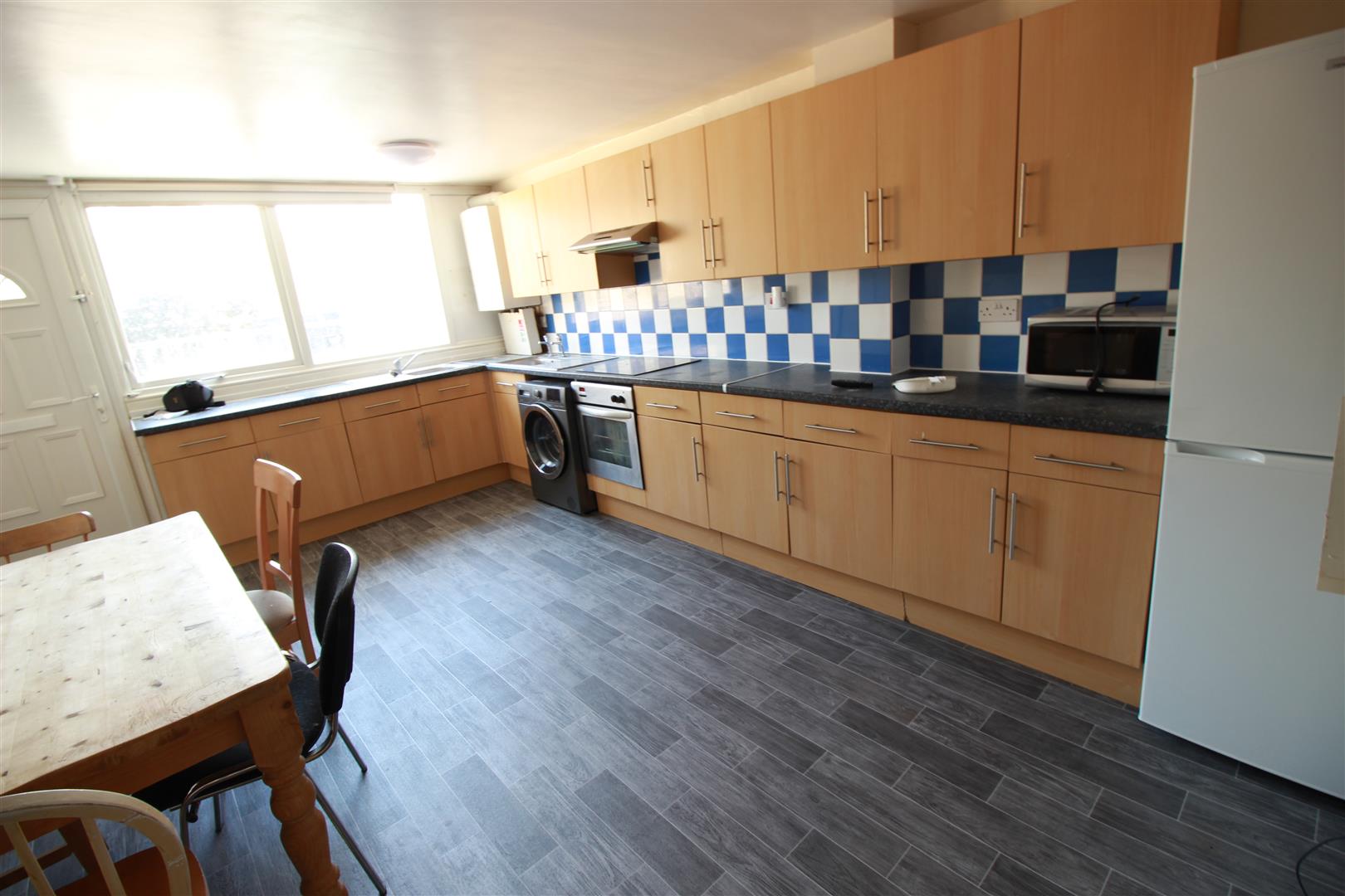Room Barchester Close in Greater London