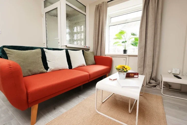 House Gilfach-Cynon in Merthyr Tydfil