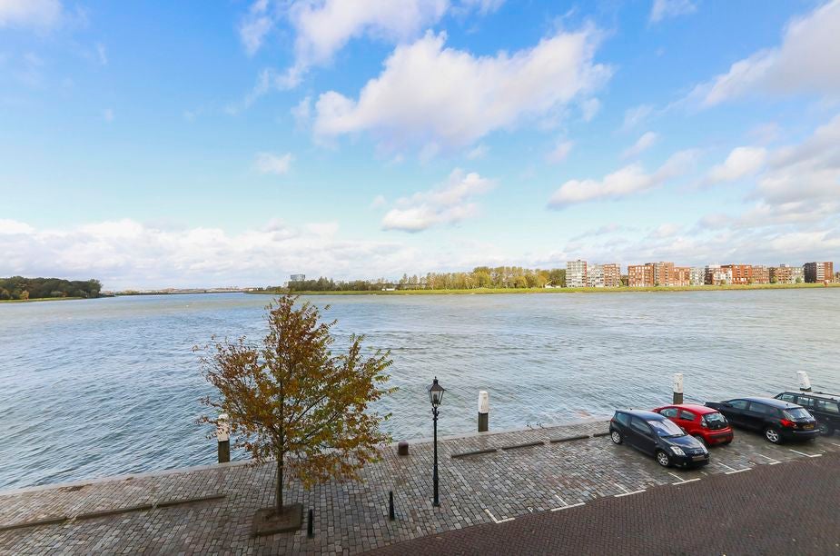 Appartement te koop: Merwekade 85, Dordrecht