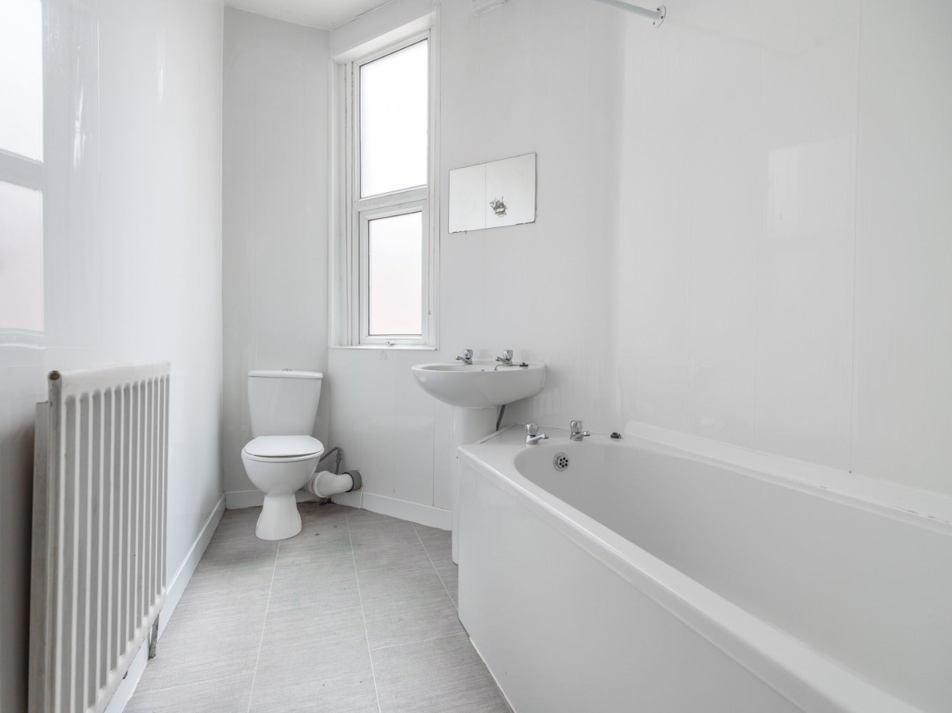 Flat Buston Terrace in Newcastle upon Tyne