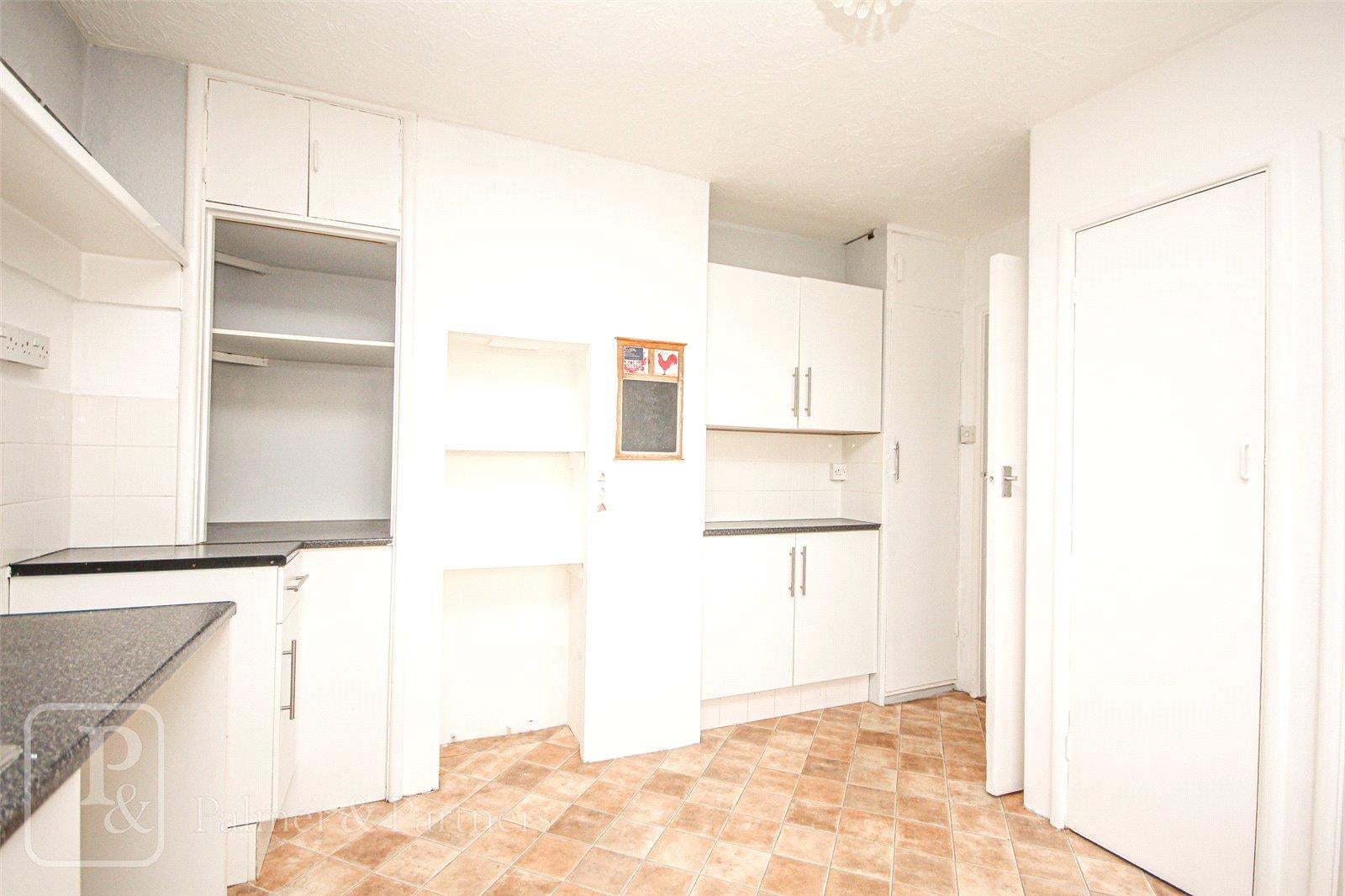 Flat Melbourne Road in Clacton-on-Sea