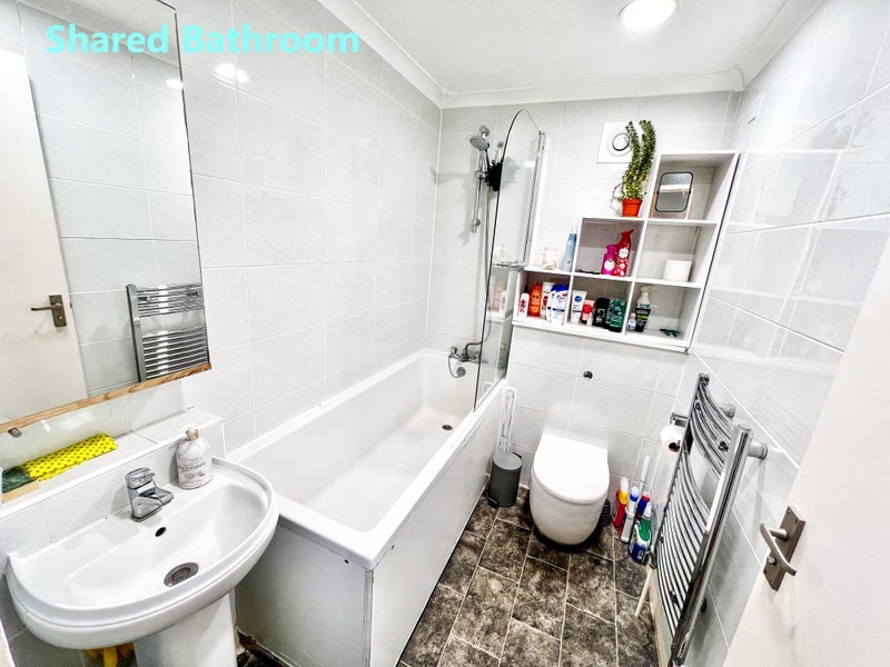Room Chatham Street in Greater London