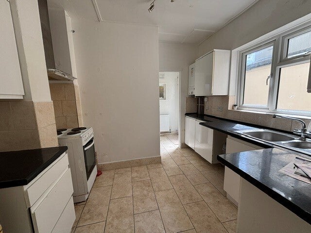 Flat Alexandra Road in St Leonards