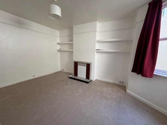 Flat Alexandra Road in St Leonards